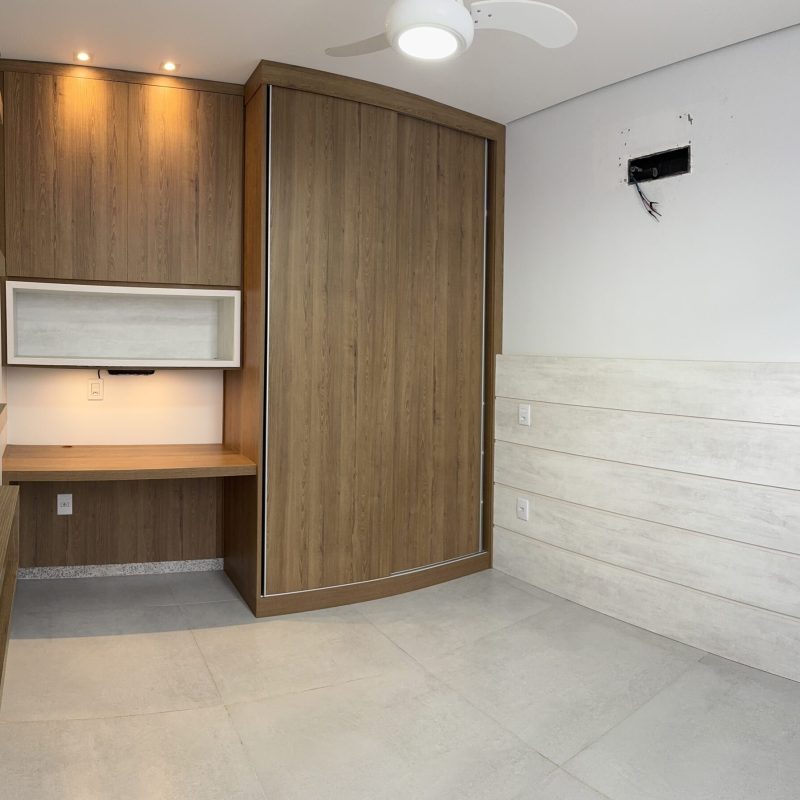 Foto do quarto.